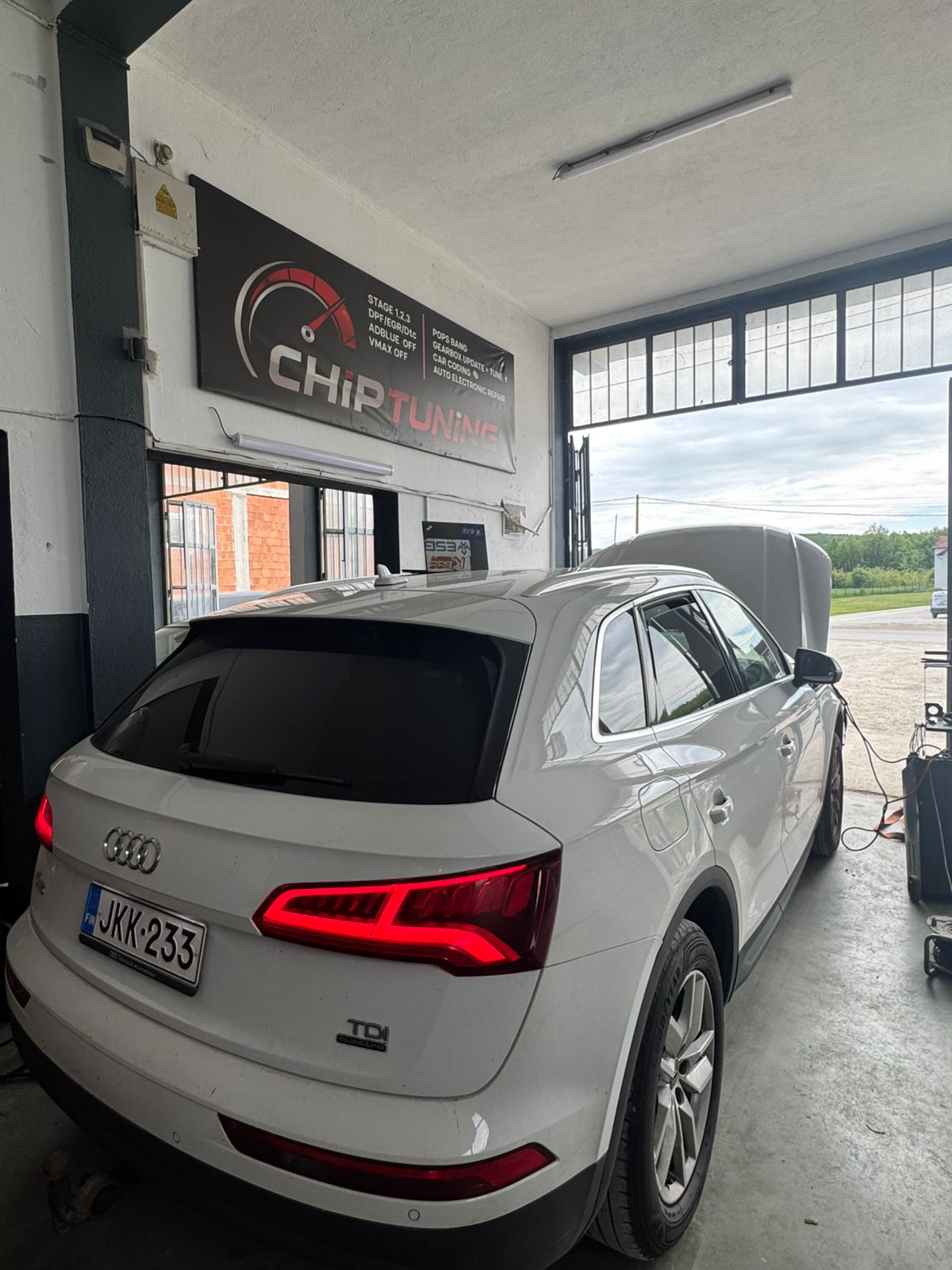 2019 AUDI Q5 workshop service case